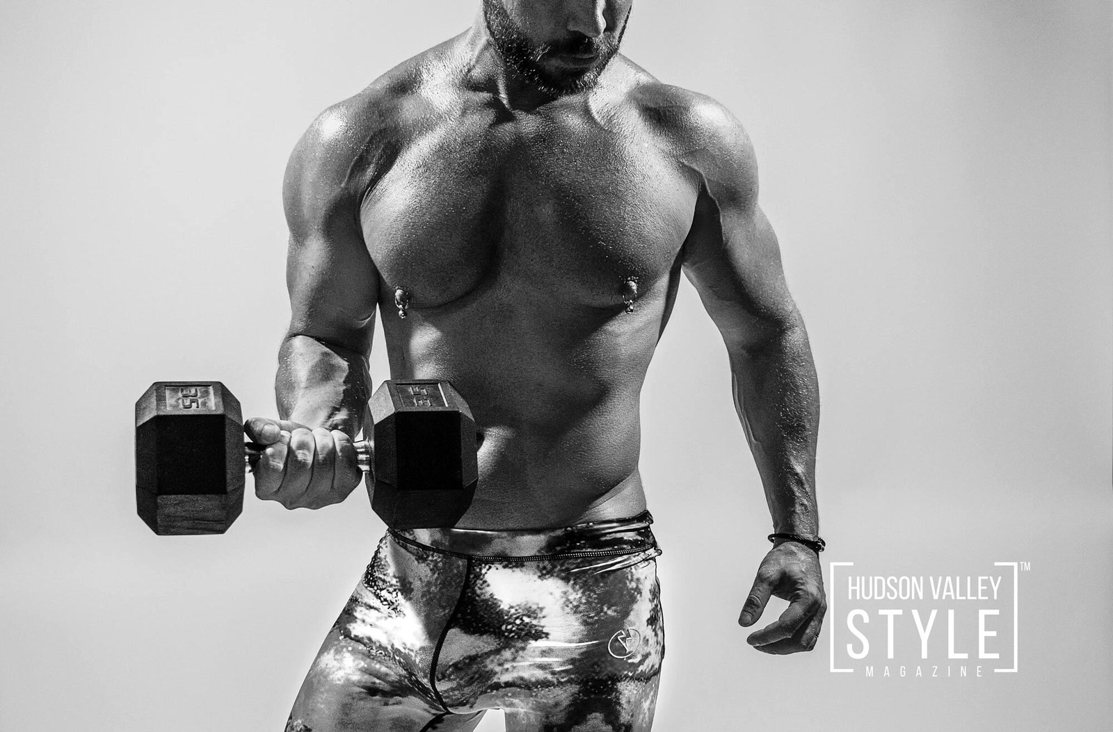 How to Choose the Best Protein Powder on Amazon – Bodybuilding 101 with Coach / Fitness Model Maxwell Alexander – Fitness Photography by Duncan Avenue Studios