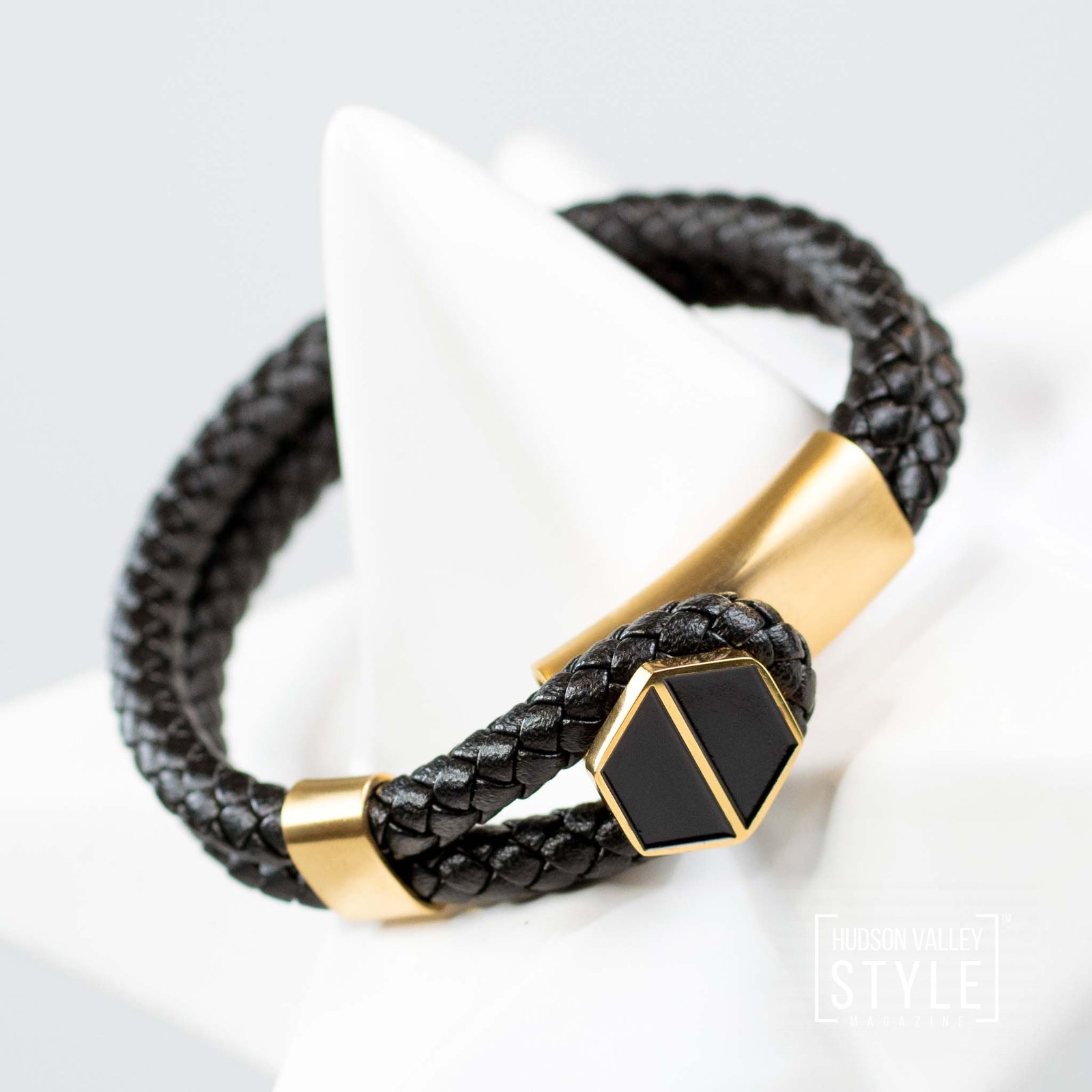 Discover the Must-Have Men's Jewelry Styles in 2022