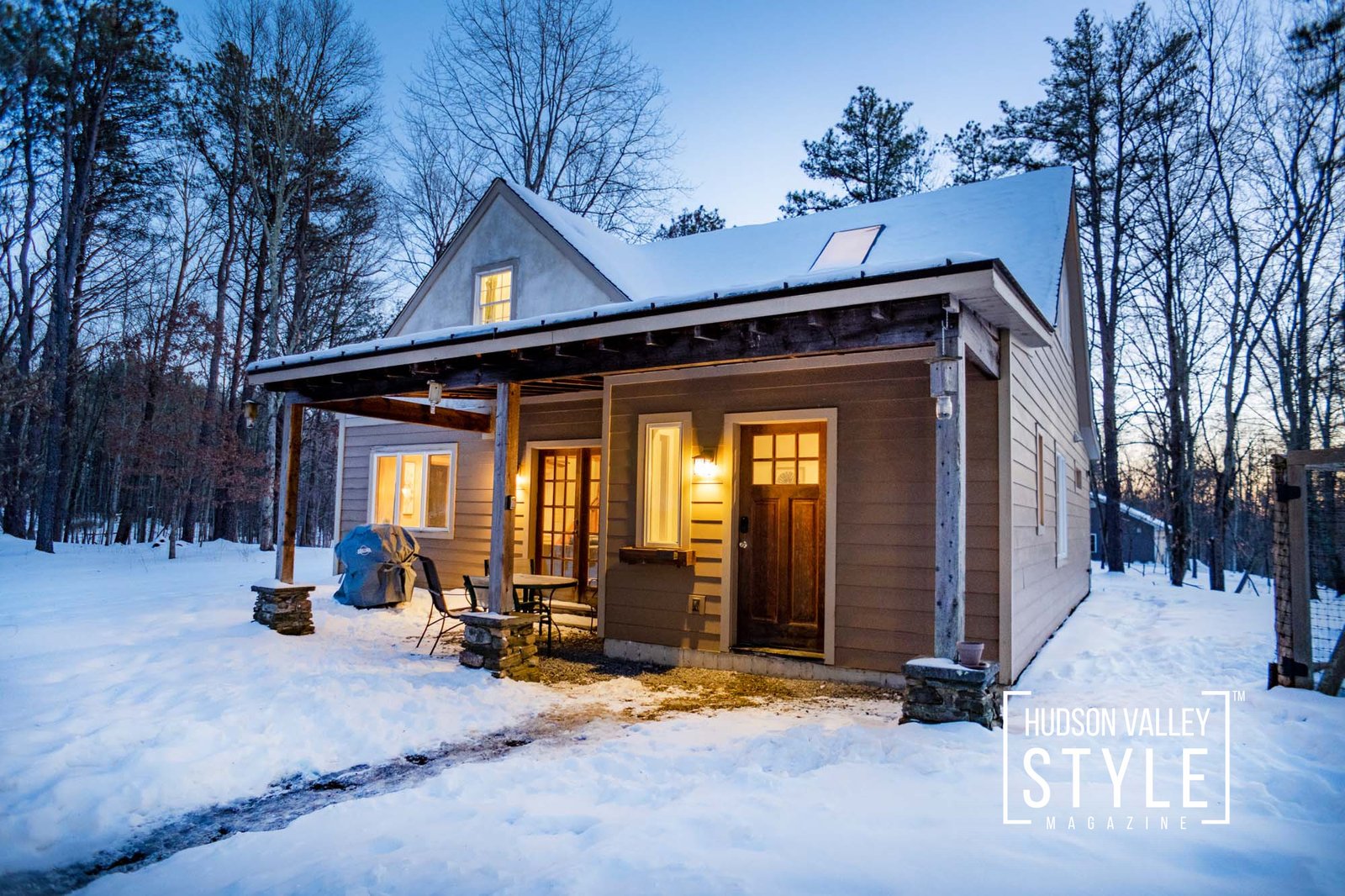 Hudson Valley Getaway – Rustic Cabin in the Shawangunk Mountains | Hudson Valley Style Magazine Airbnb Tour | Photography by ALLUVION Media – Duncan Avenue Studios