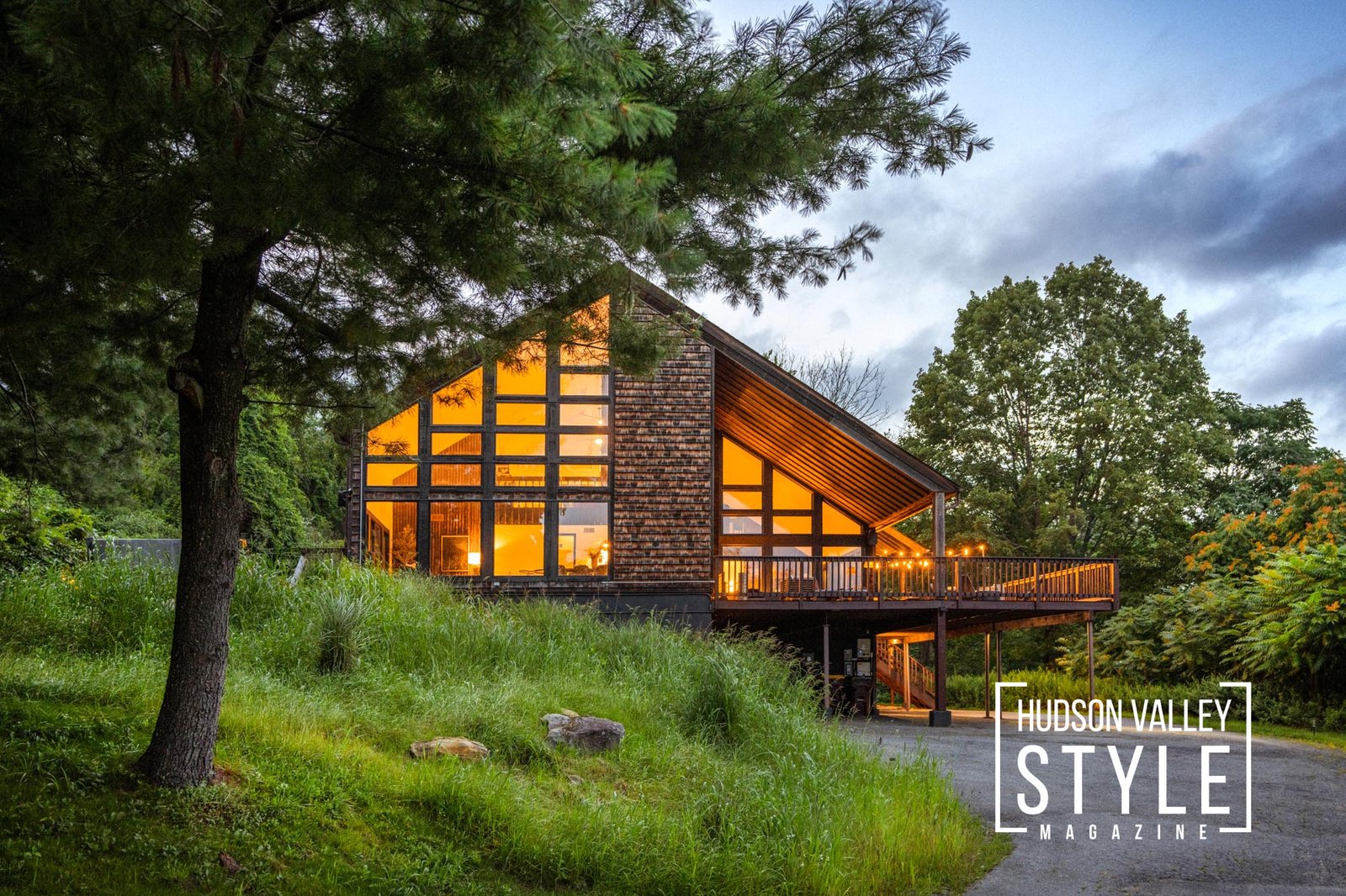 Warwick's Twilight Serenade: The Luminous Dance of a Chalet and Nature – Exploring Hudson Valley with Photographer Maxwell Alexander – Presented by ALLUVION MEDIA – The Best Hospitality Photography in the Northeast