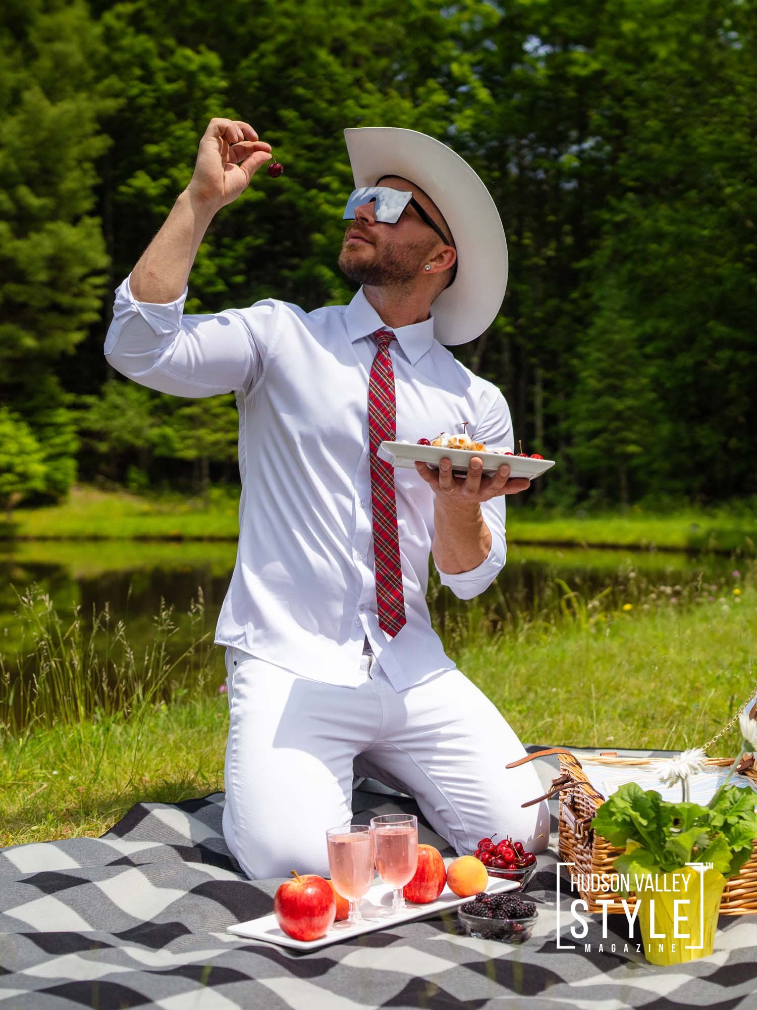 Picnic Perfection in the Hudson Valley: A Guide with Maxwell Alexander – LGBTQ Travel in the Hudson Valley and Catskills – Luxury Hospitality Lifestyle Photography by Alluvion Media – Presented by Alluvion Vacations