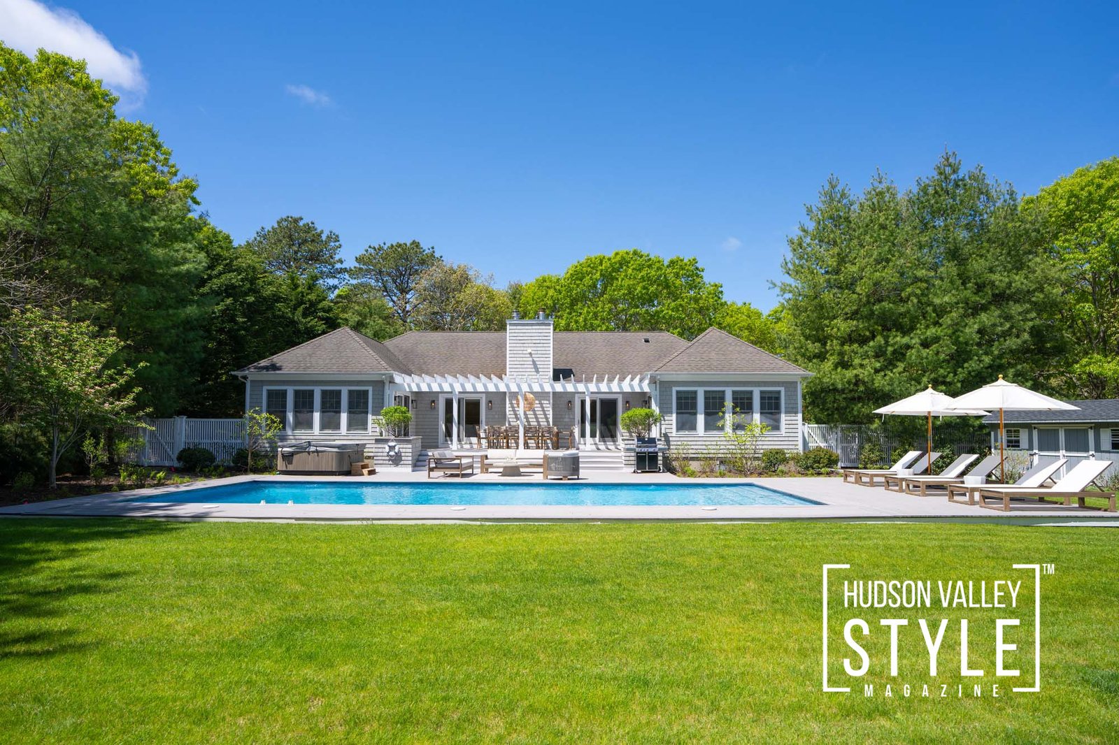 Experience Elegance at East Hampton’s Luxury Estate – Travel and Hospitality Reviews with Photographer Maxwell Alexander – Presented by The Hedges – A Curated Luxury Vacation Rentals Collection in East Hampton